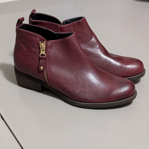 Eric Michael Women's London Zip-Up Ankle Boots in wine side zip size 37 - Picture 10 of 10